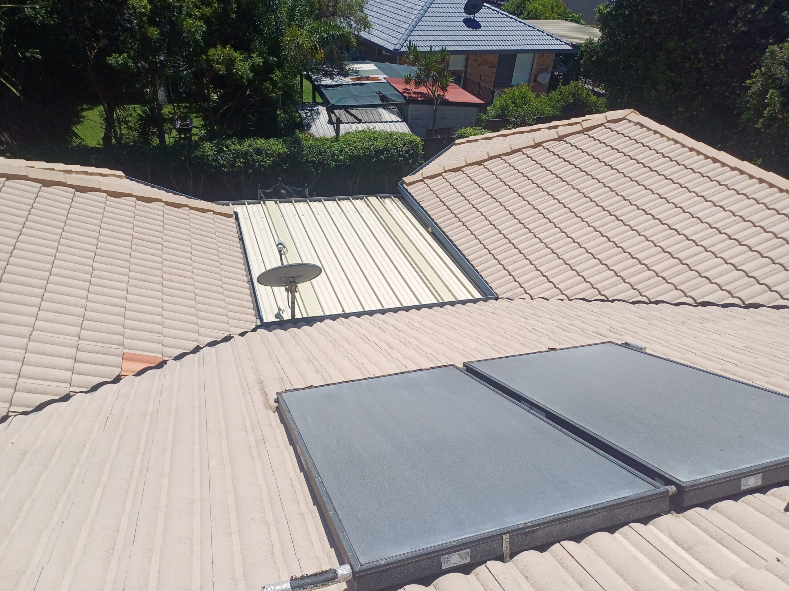 Roof cleaning Sunshine Coast