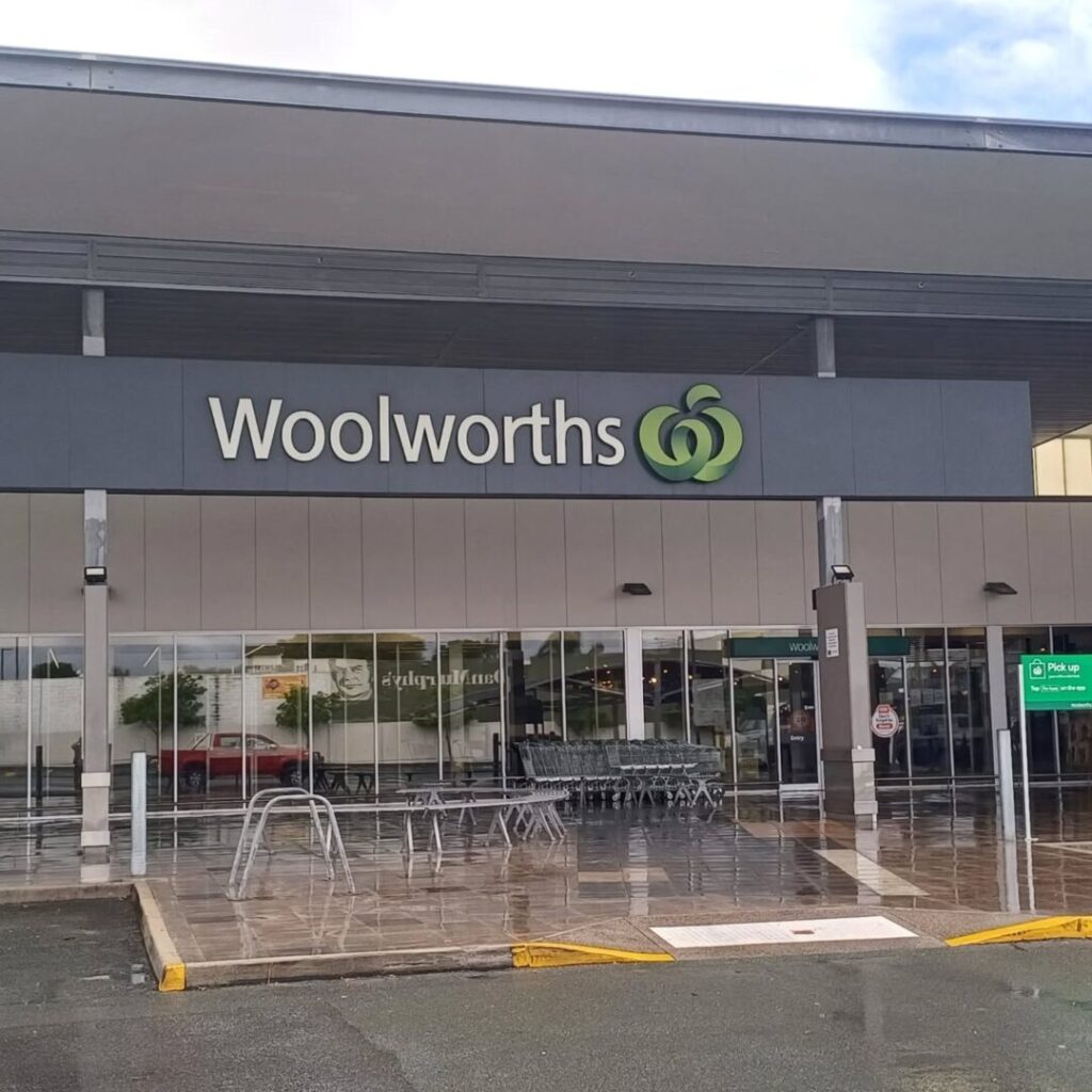 %Pressure cleaning services2 Body Corporate pressure cleaning Sunshine Coast